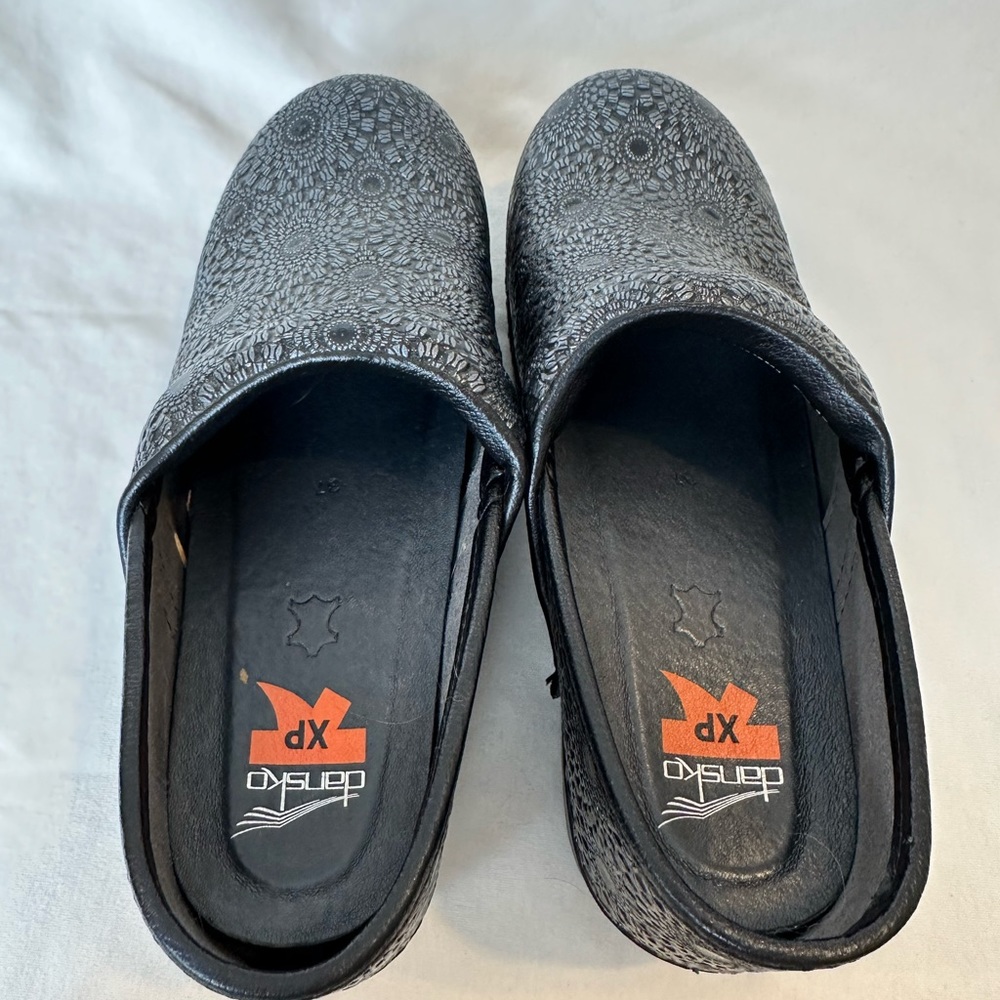 Dansko clogs - Picture 3 of 3